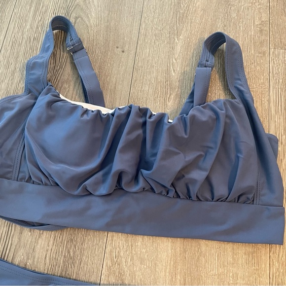 New Two Piece Bathing Suit Swim Bikini Set Size Extra Large Blue Rusched Charms - Picture 2 of 4